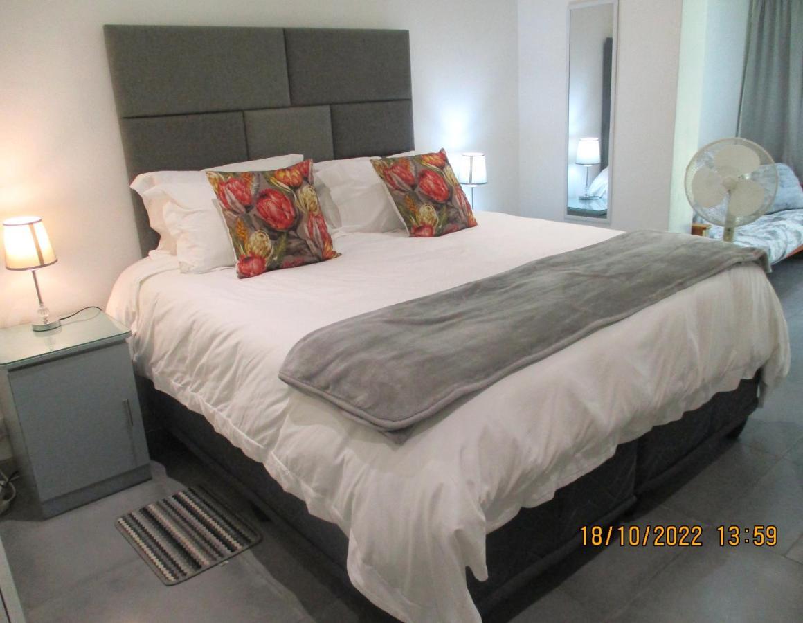 Lekker Rus Apartman Bloemfontein Kültér fotó