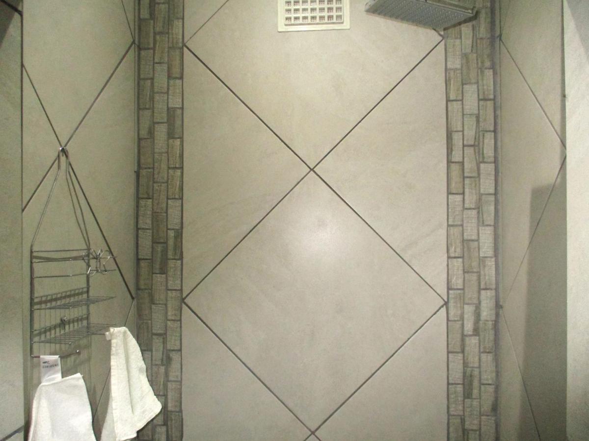 Lekker Rus Apartman Bloemfontein Kültér fotó