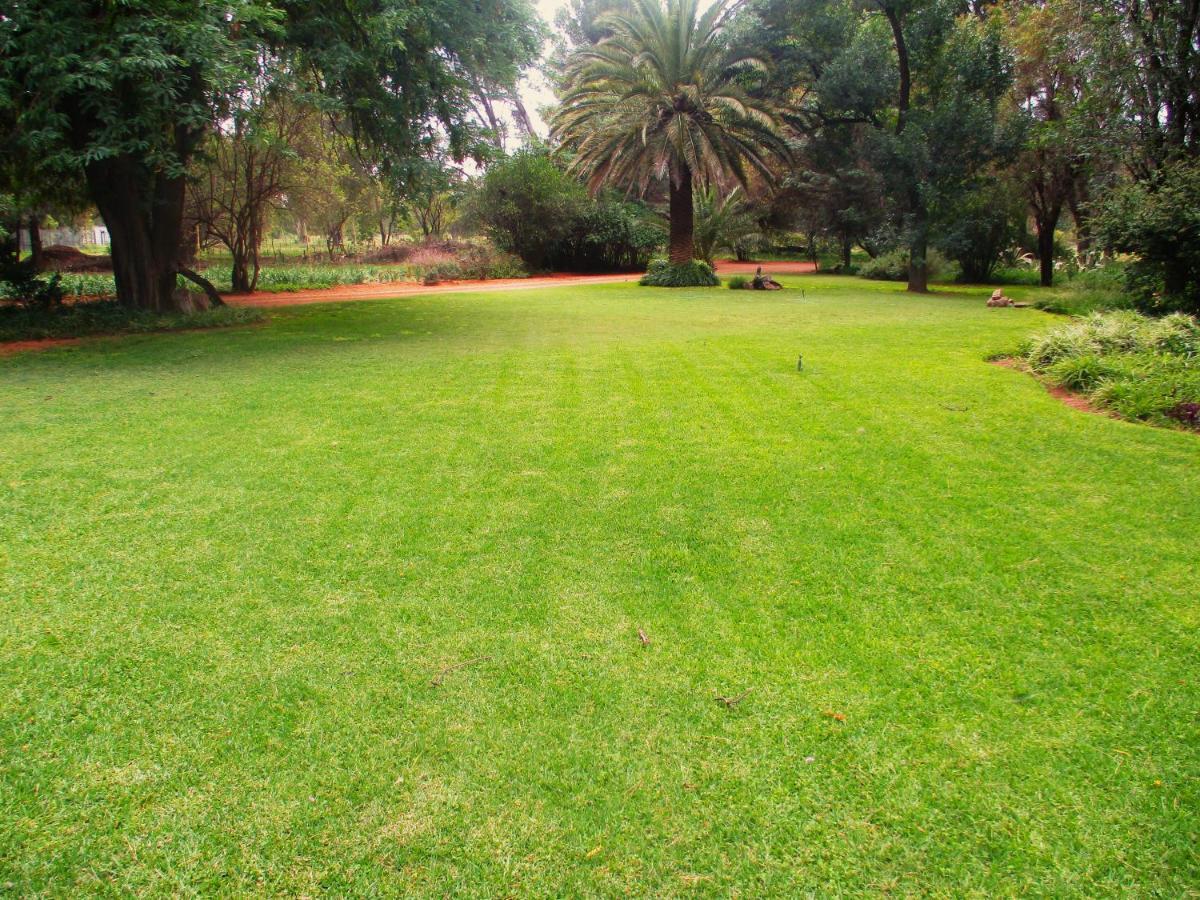 Lekker Rus Apartman Bloemfontein Kültér fotó