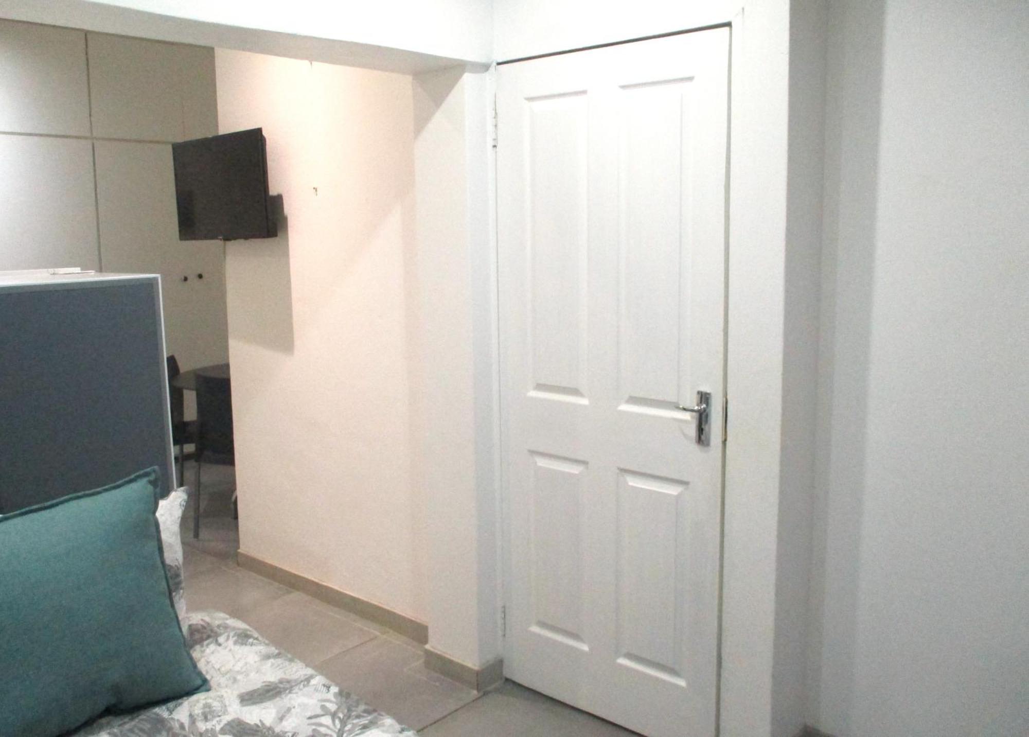 Lekker Rus Apartman Bloemfontein Kültér fotó